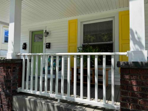 Sharon Apartment | The Yellow-Shuttered House apt B