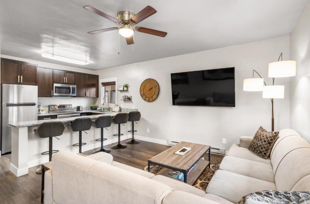 West Yellowstone Apartment | The Yellowstone Hideaway Unit B