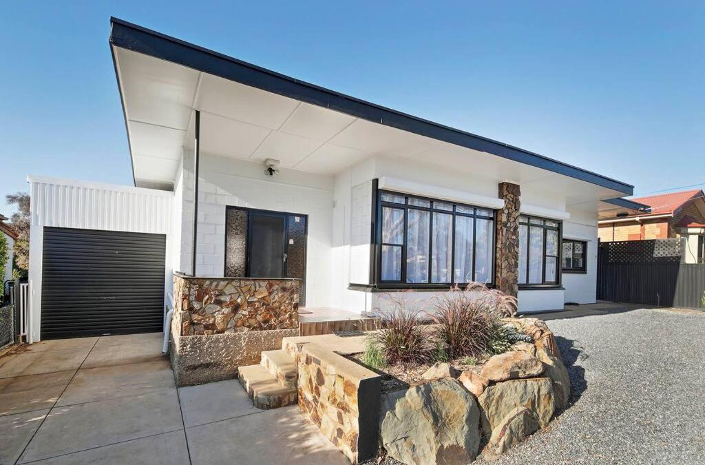 Blair Athol House | The Zebra - 4Bdrm Slps 8 2 Bathrm Wi-Fi