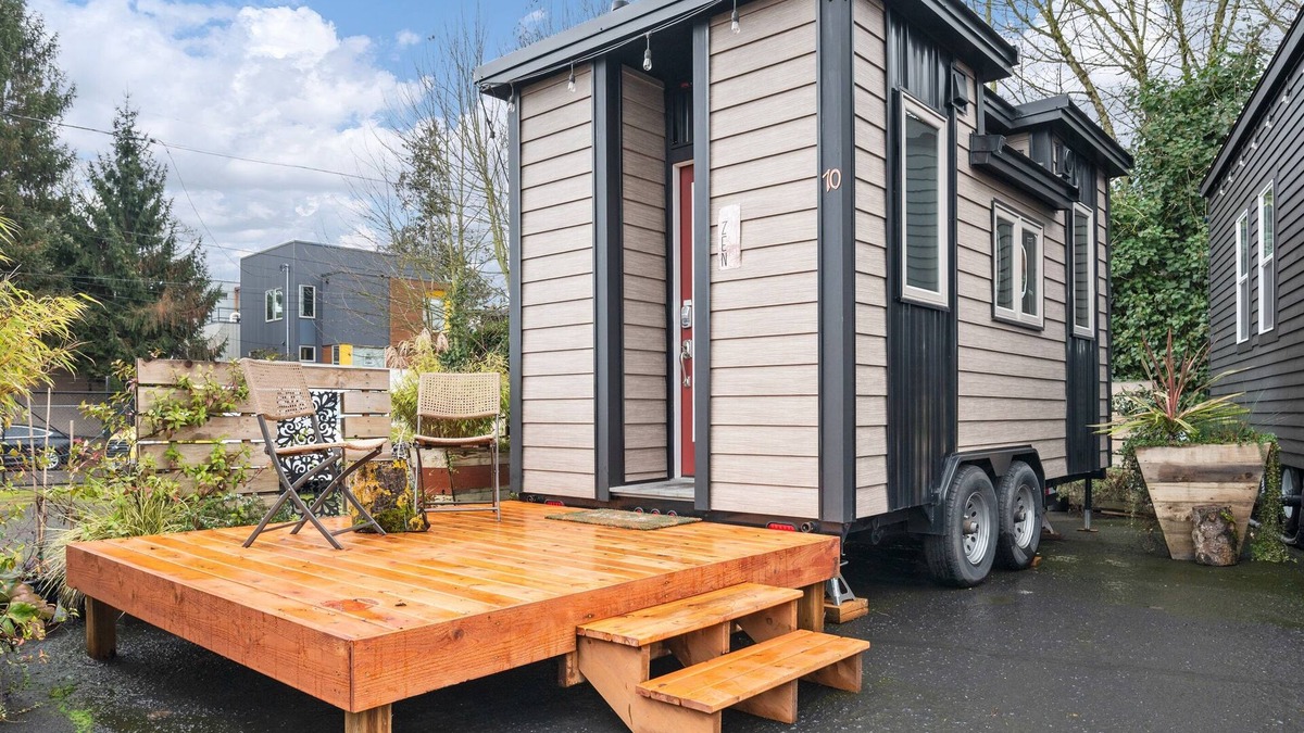 Kerns Hotel | The Zen - Custom Tiny Home w/Zen Vibe