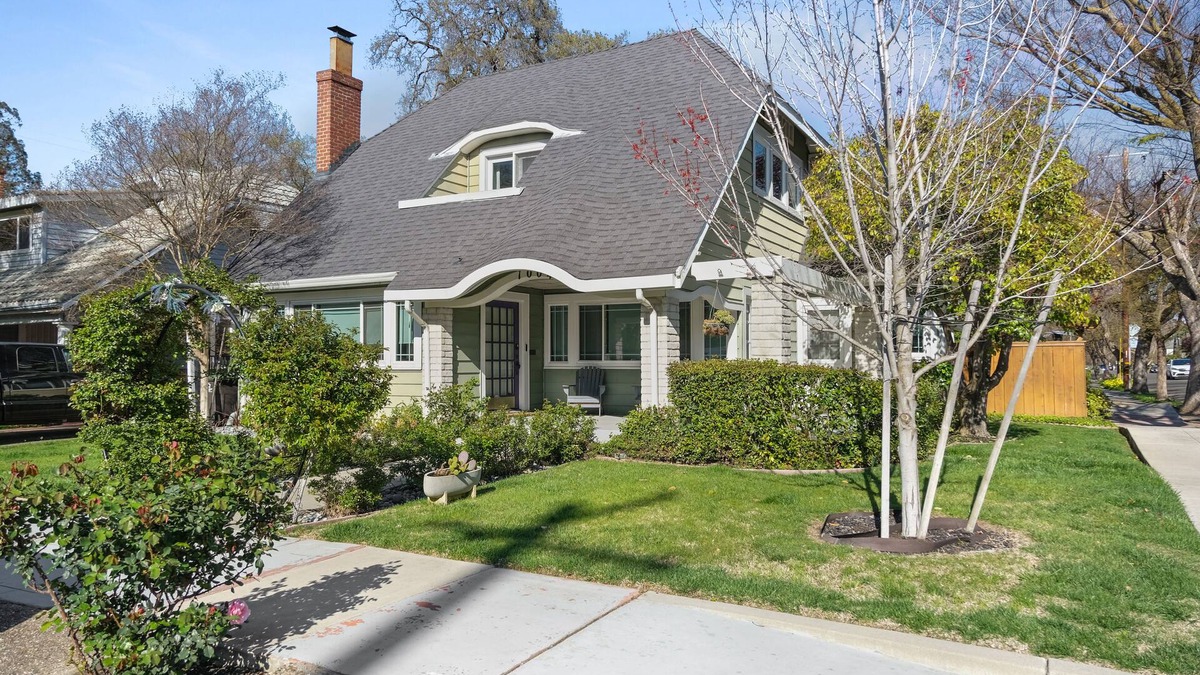 Civic Center Cottage | The Zen Den - Stockton, Ca