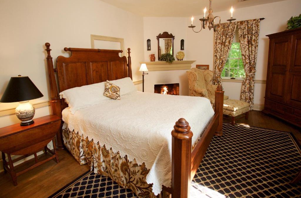 Winston - Salem Bed & Breakfast | The Zevely Inn