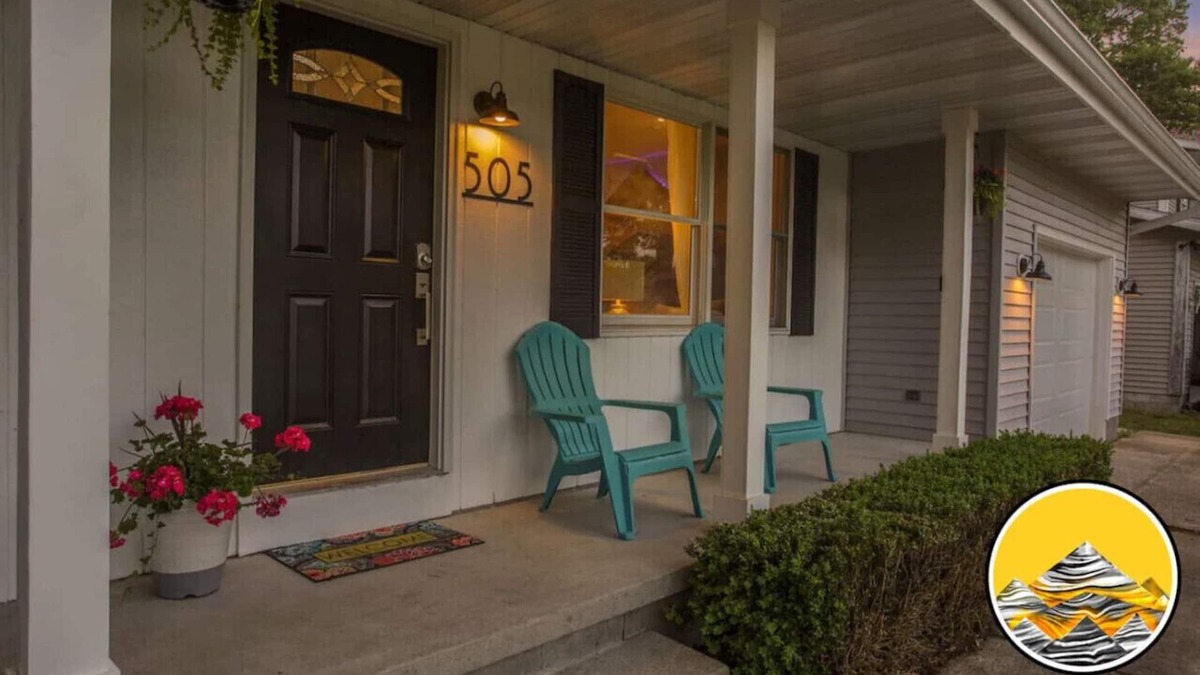 Muskegon House | Theatre | Game Rooms | Hot Tub | 5BR Fun for All!
