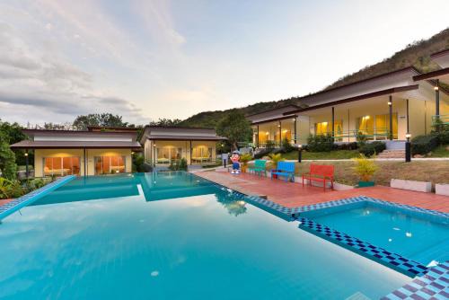 Suan Phueng Resort | Theerama Cottage