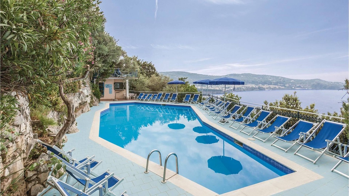 Monte Chiaro Apartment | These bungalows are located in a vacation home complex directly above the sea, with panoramic views