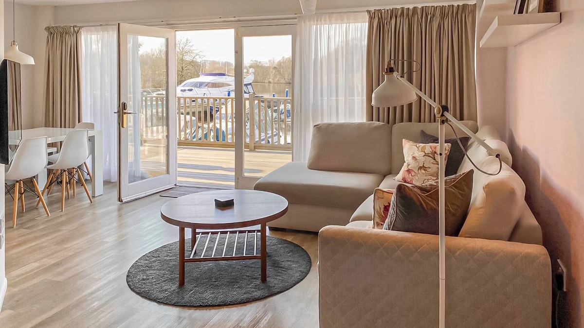 Brundall Cottage | These gorgeous cottages will comfortably sleep up to 6 guests.