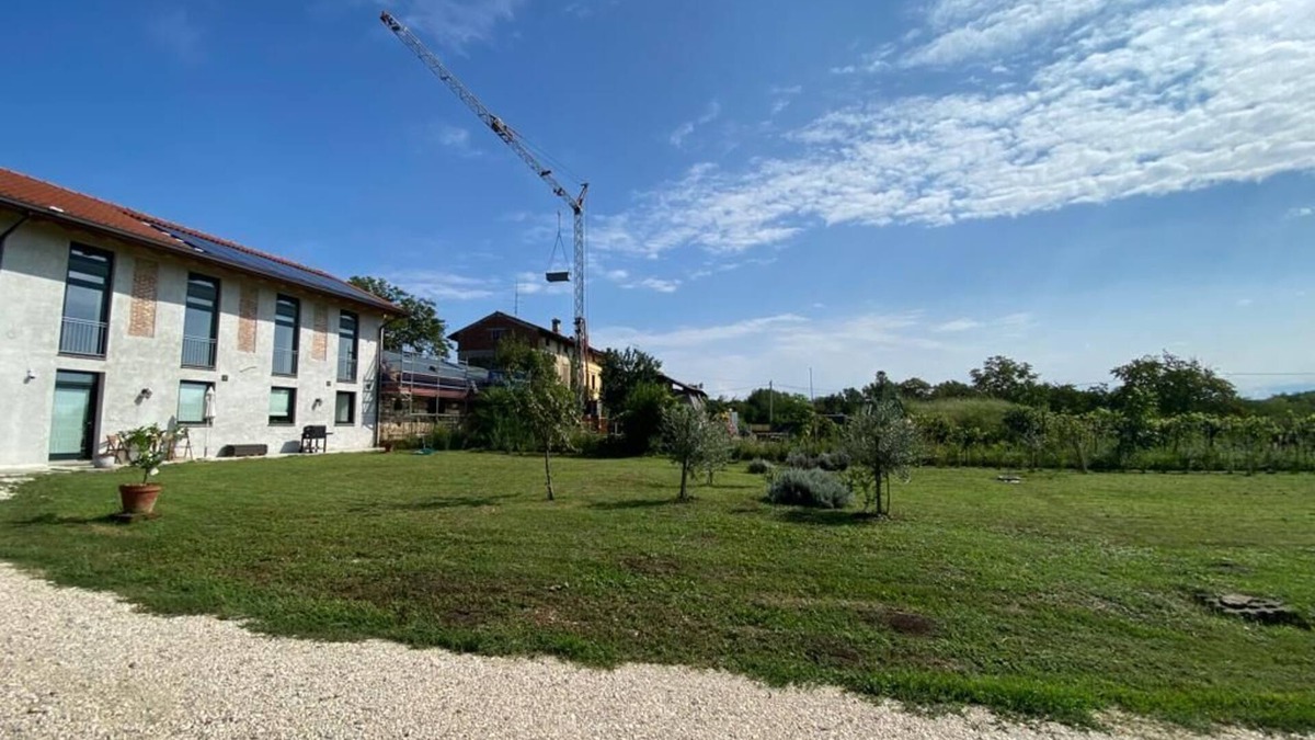 Corno di Rosazzo Apartment | this 3-bedroom apartment features a fully equipped kitchen