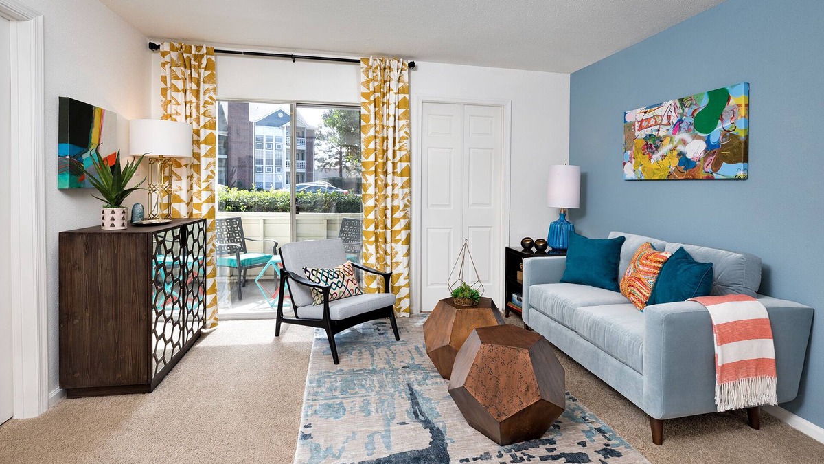 Coliseum Central Apartment | This apartment is a 1 bedroom(s), 1 bathrooms, located in Hampton, VA.