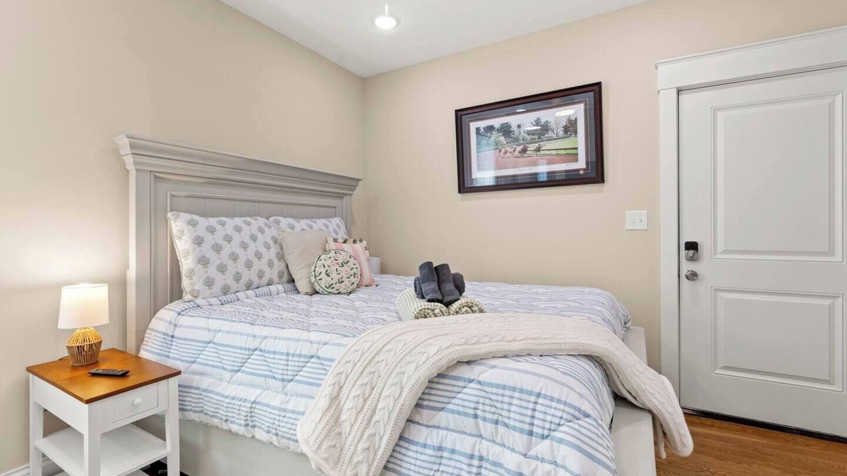 Woodward Heights Apartment | This apartment is a 1 bedroom(s), 1 bathrooms, located in Lexington, KY.