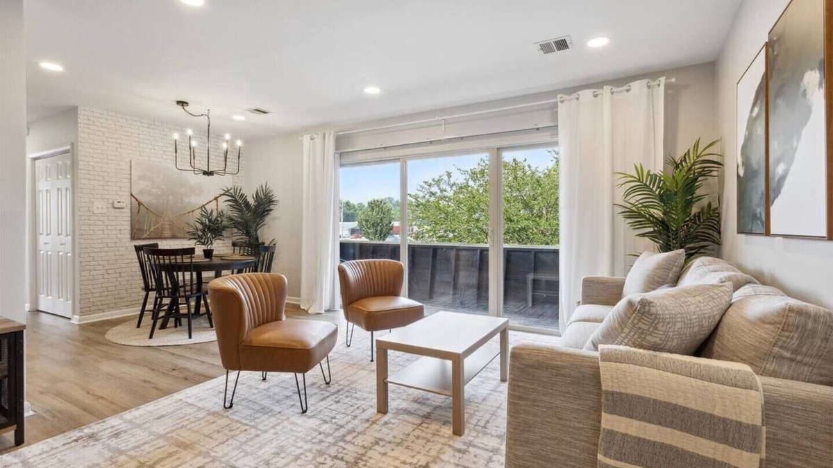 Hampton Apartment | This apartment is a 2 bedroom(s), 1 bathrooms, located in Hampton, VA.
