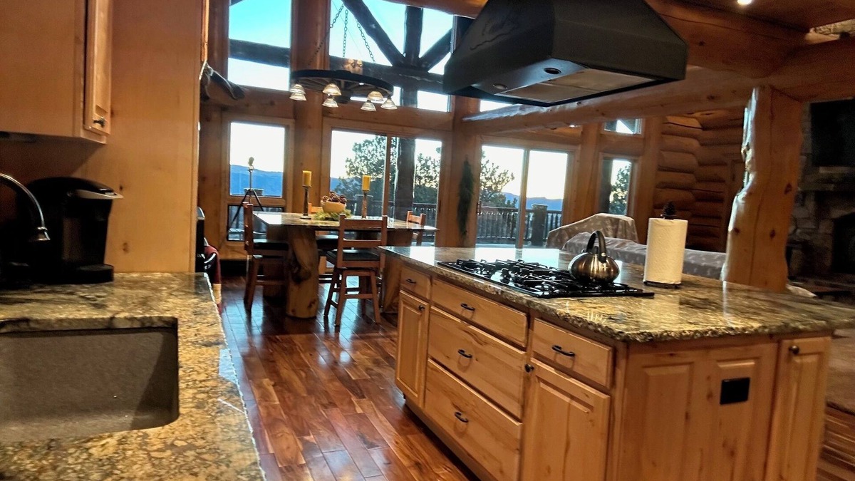 Canon City House | This breathtaking view and home is sitting w/a birds eye view of Pike's Peak.