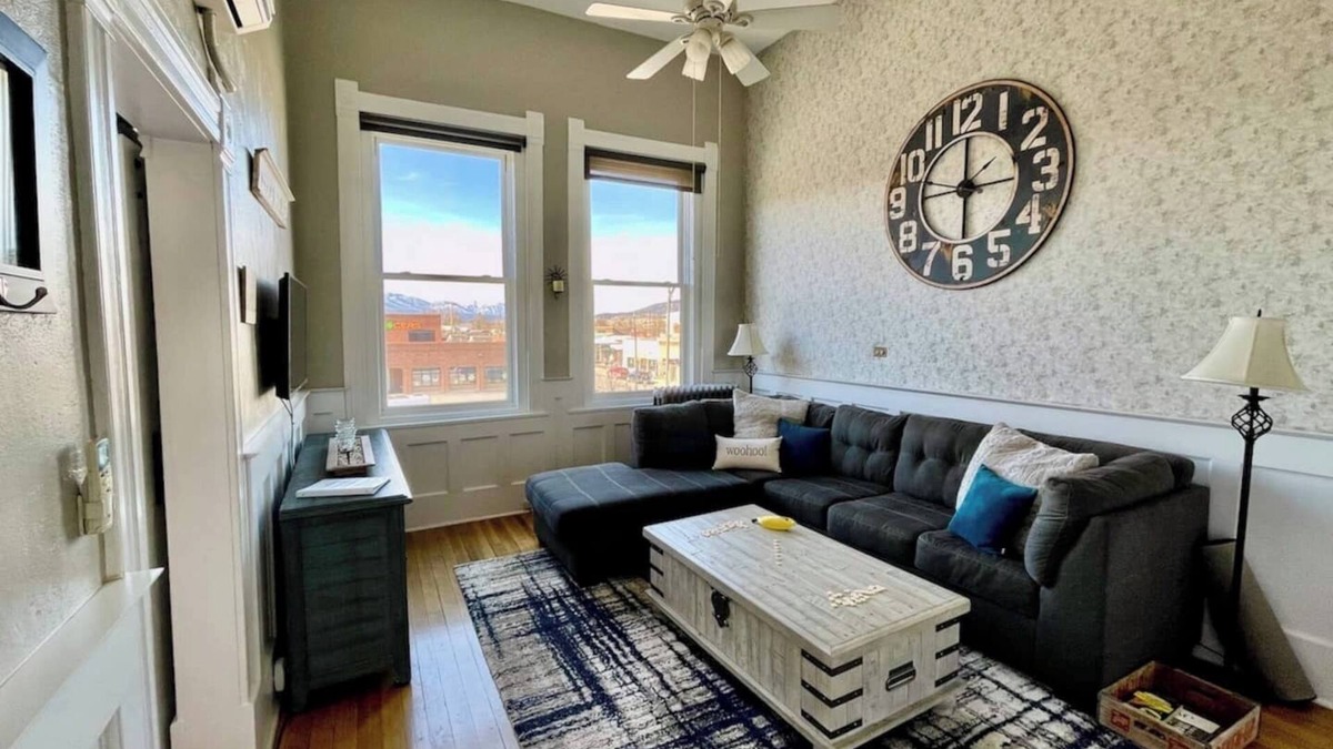 Salida Condo | This condominium is a 1 bedroom(s), 1 bathrooms, located in Salida, CO.