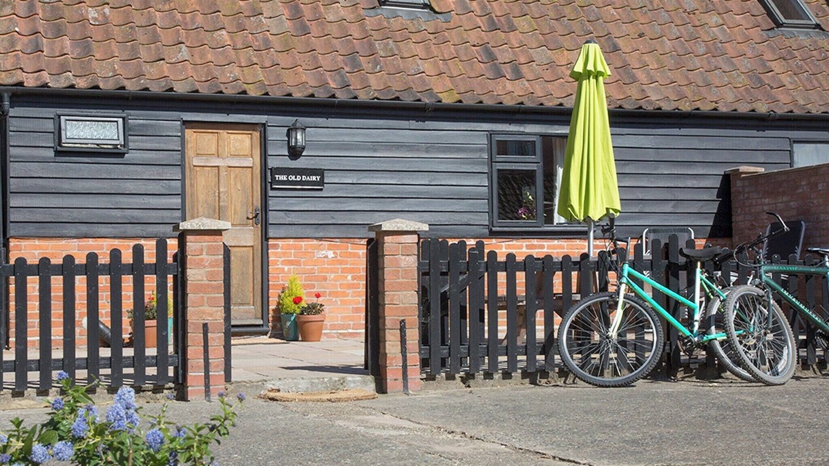 Walpole Cottage | This conversion is more suited to couples or a small family.
