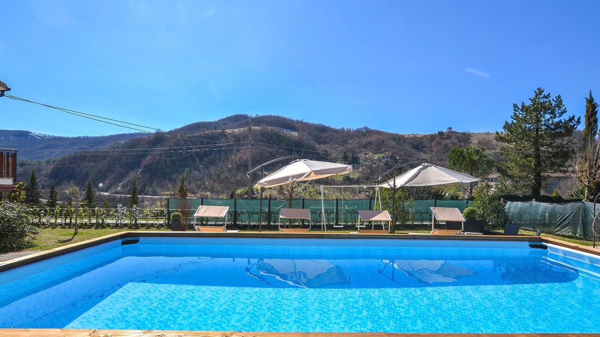 Apecchio House | This cozy cottage is the ideal place for a relaxing vacation.