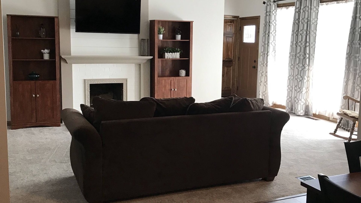 Rockville House | This home is located in beautiful Parke County, a rustic and charming setting.