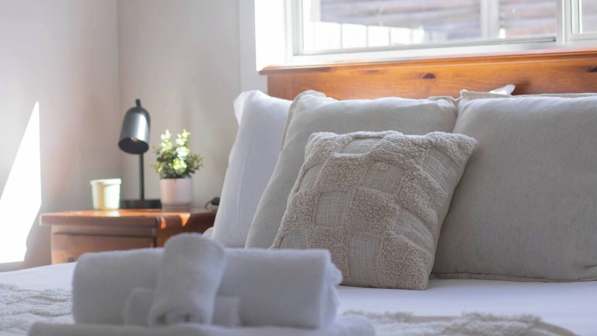 Eureka House | This house is a 2 bedroom(s), 1 bathrooms, located in Eureka, VIC.