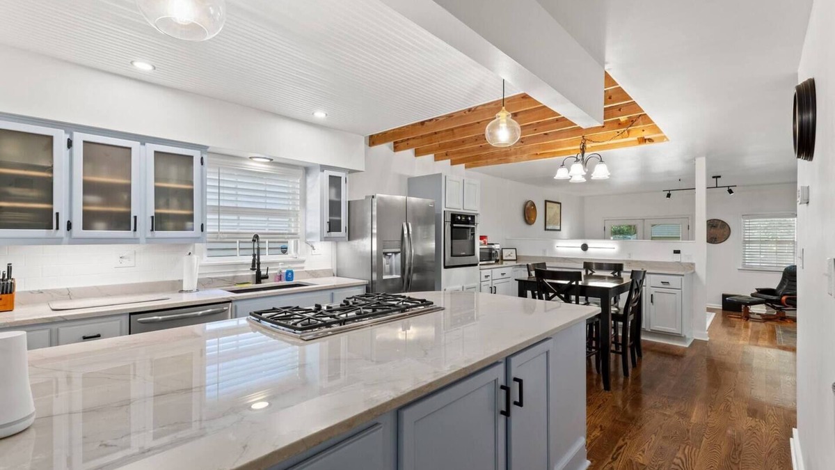 Historic South Hill House | This house is a 3 bedroom(s), 2.5 bathrooms, located in Lexington, KY.