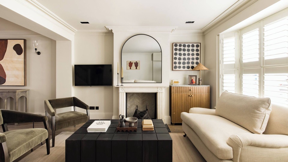 Abingdon House | This house is a 4 bedroom(s), 2 bathrooms, located in London, .