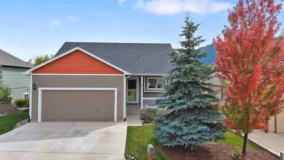 Palmer Lake House | This house is a 5 bedroom(s), 3 bathrooms, located in Palmer Lake, CO.