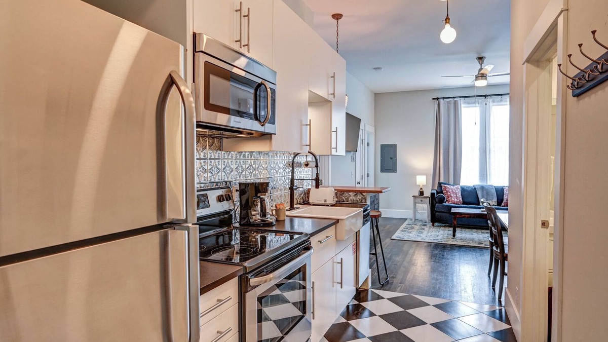 Buena Vista Condo | This inviting 2BDR, 1 Bath studio second-floor apartment sleeps up to 6 guests