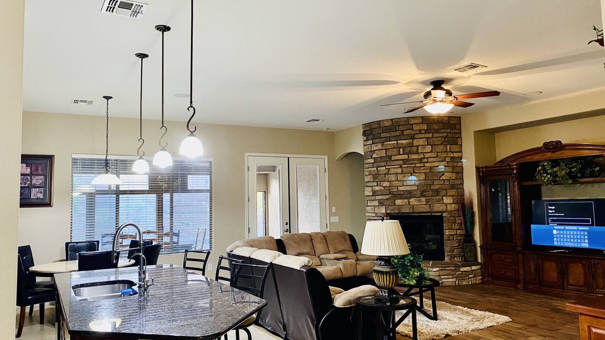 Norterra House | This spacious house is the perfect blend of comfort and convenience.