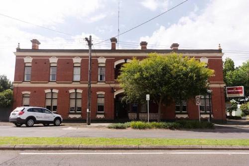 Cobden Hotel | Thommos Pub