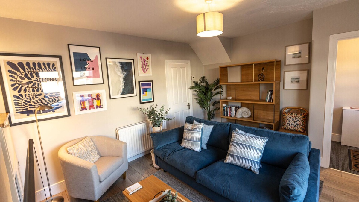 Little Sutton House | Three bed house near Stanlow, the Oaks & Chester.