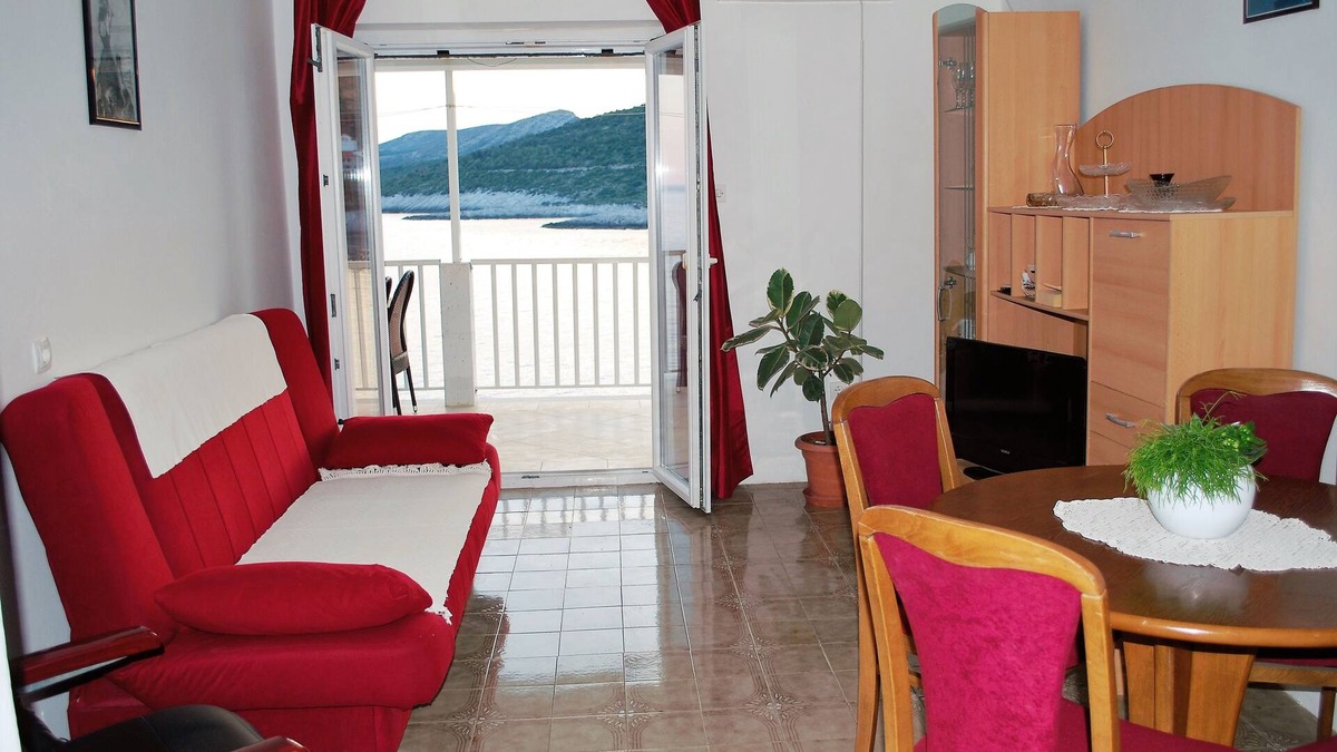 Zavalatica Apartment | Three bedroom apartment near beach Zavalatica, Korčula (A-182-a)