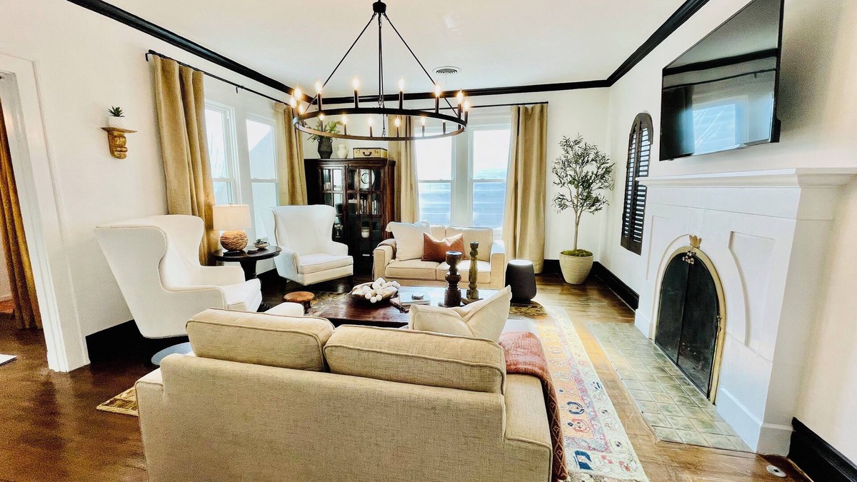 Sayles Blvd. Area House | Three Bedroom, Historic, Charming Spanish Villa in Abilene TX!