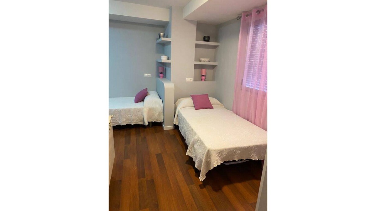 Las Navas Del Marques Apartment | Three Brothers House