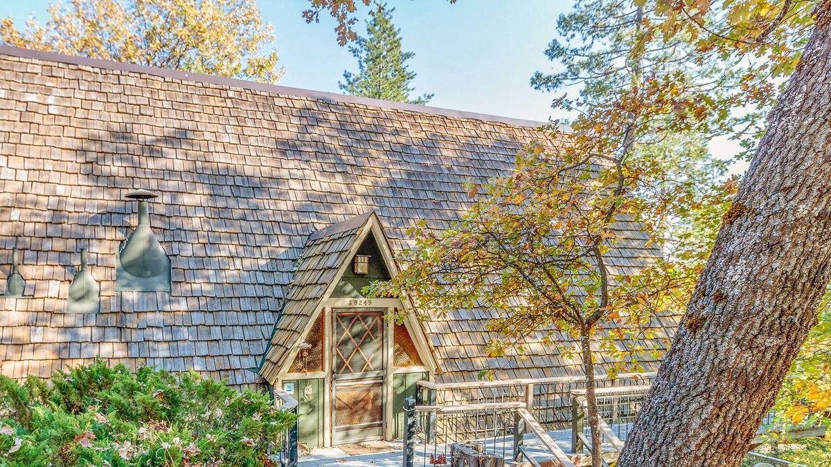 Bass Lake House | Three-story home in Willow Cove with 2 decks & great views - walk to Bass Lake