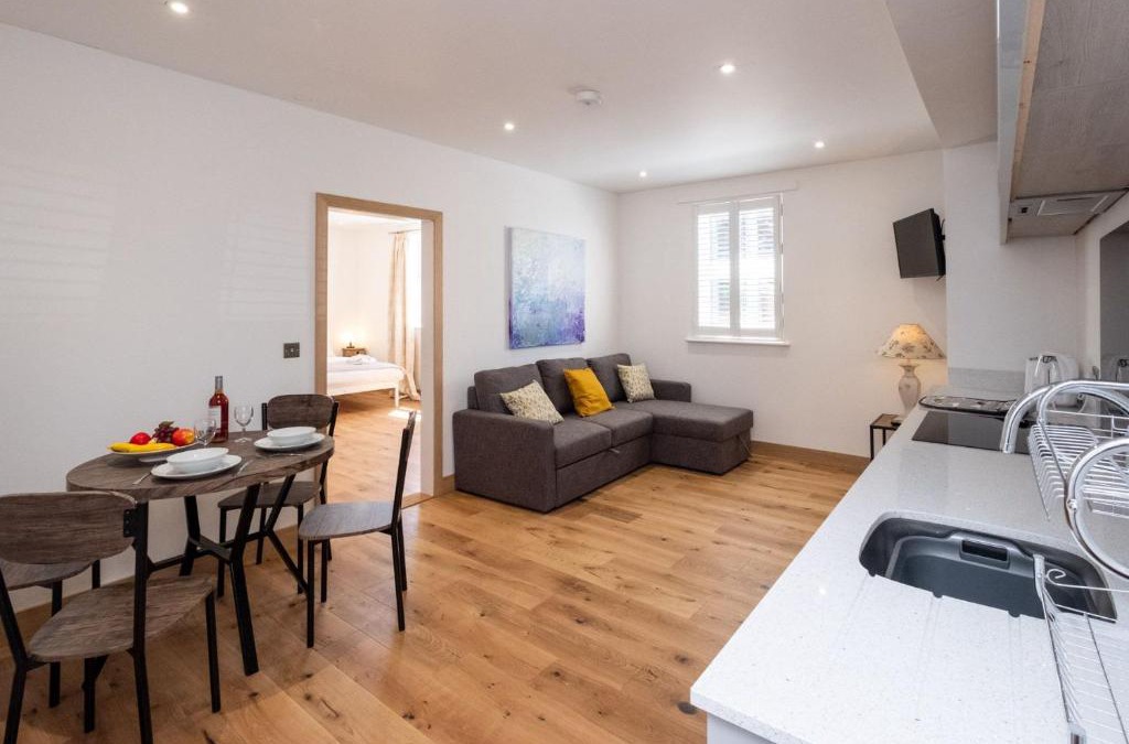 Pettistree House | Three Tuns Apartments - Hazel - Aldeburgh Coastal Cottages