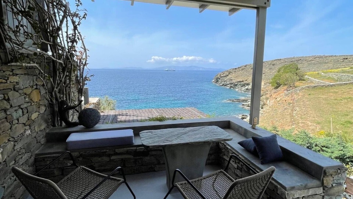 Agios Romanos Apartment | Thrilling Tinos See Front Studio | Zoi Studio | Breathtaking Sea Views | Private Furnished Terrace | Pet Friendly | Shared Outdoor Pool | Prime Location | Agios Romanos