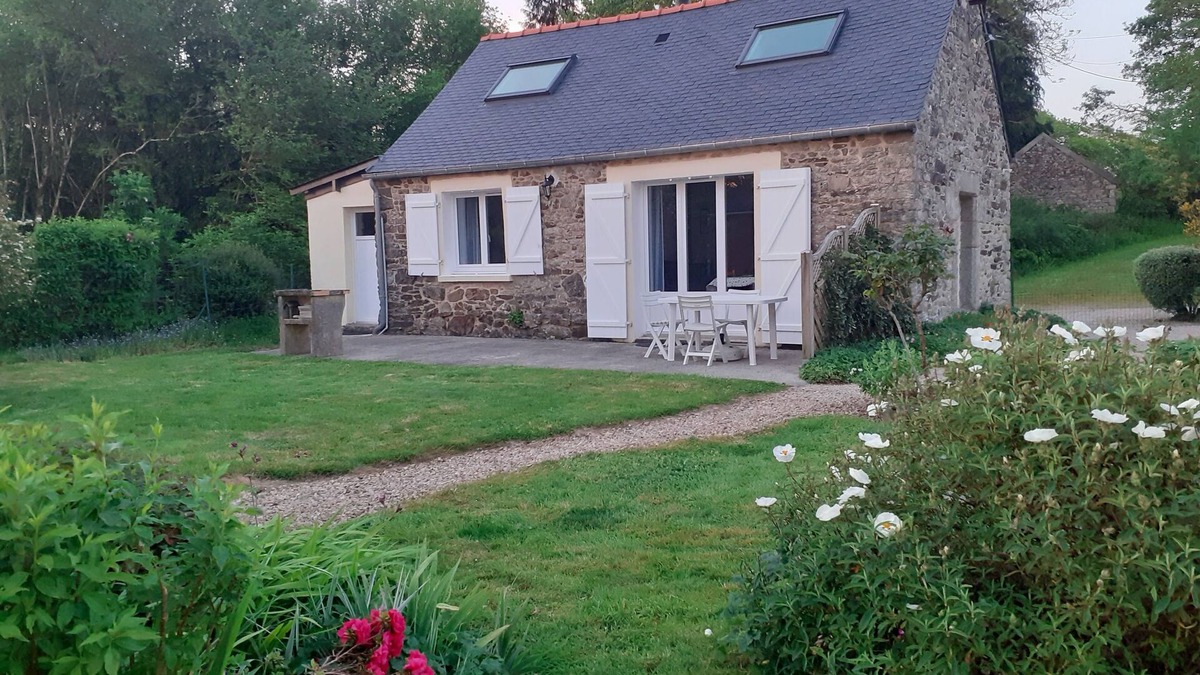 Scrignac House | Ti Bihan at Pors Jaffrennou