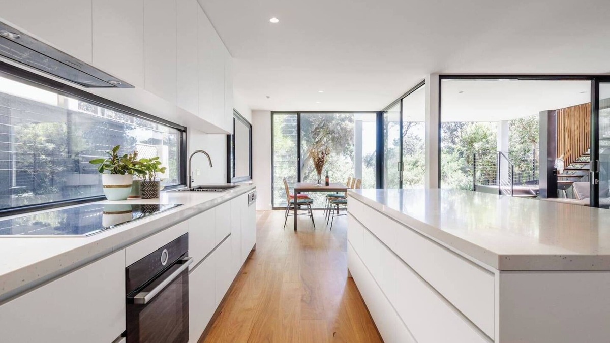 Bonbeach House | Ti Tree House Live like a Bonbeach Local