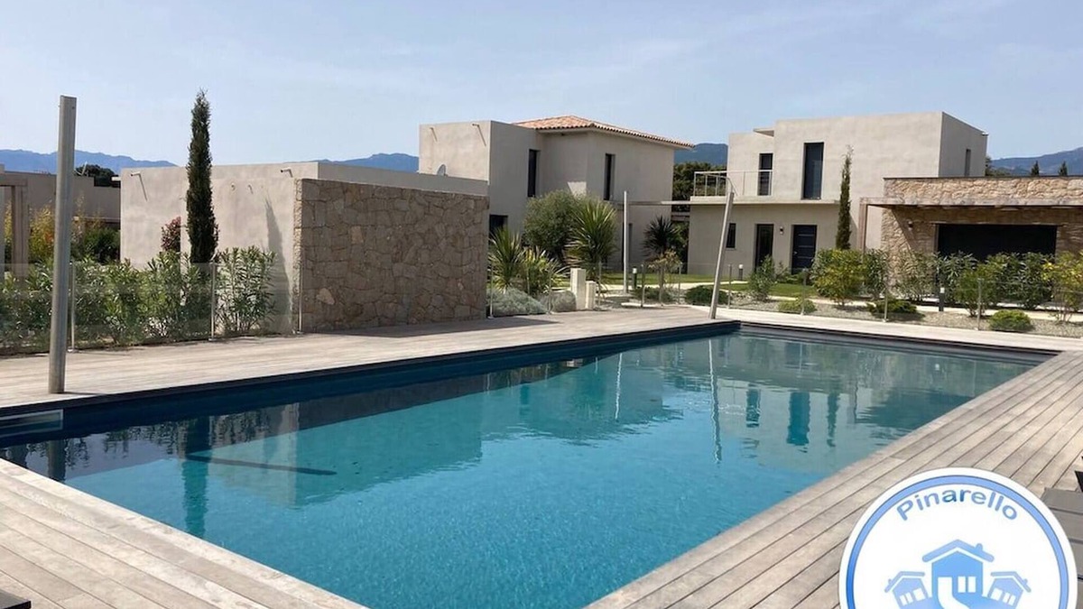 Lecci Villa | Tianau by Pinarello Villa Services