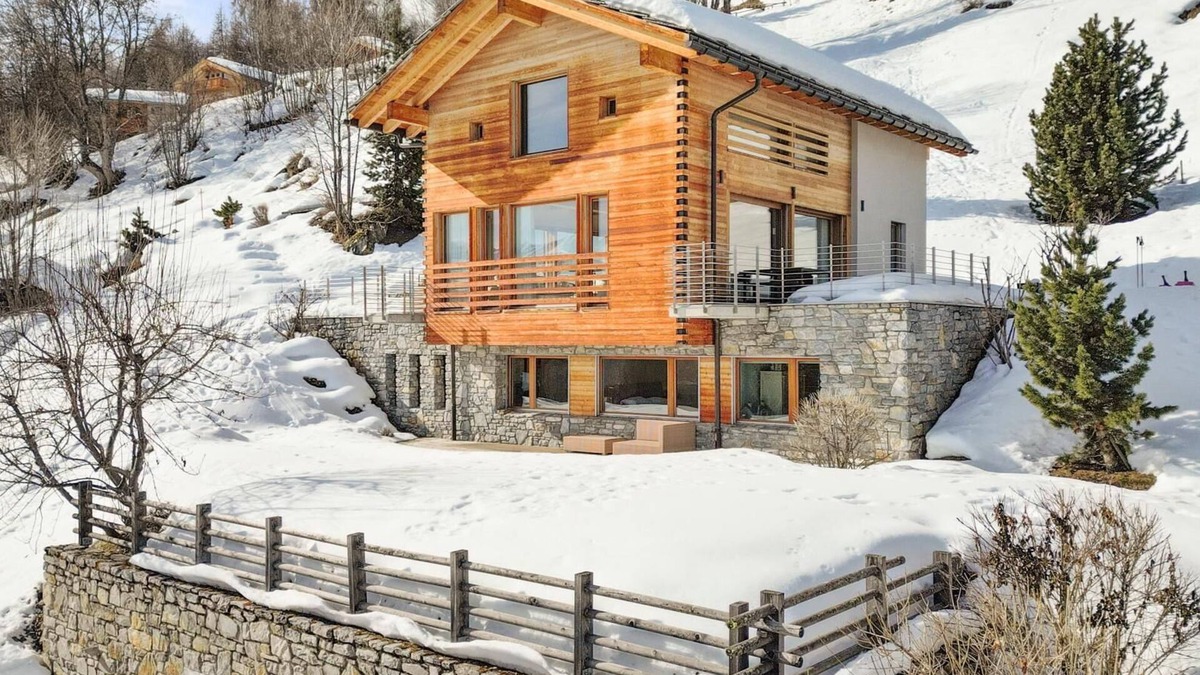 Granges Villa | Tigers Nest In Swiss Alps