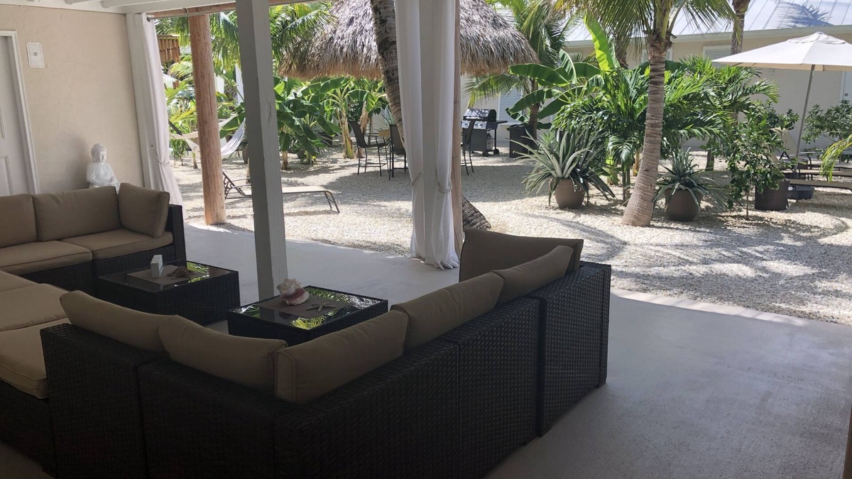 Englewood Apartment | Tiki Garden Getaway SPA and outdoor living. Close to beaches without the costs!