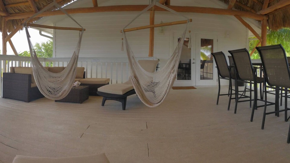Englewood Apartment | Tiki Penthouse overlooking tropical garden! Relax without the Boca Grande prices