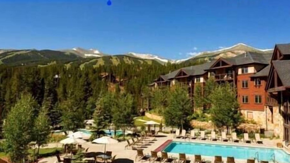 Four O'Clock Hotel | Timber Lodge, Hot Tub, Spa, Pool, Ski-In/Out