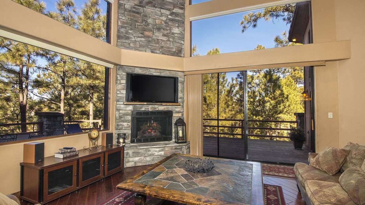 Flagstaff Cabin | Timberloft Luxury Lodge, HOT TUB , GOLF COURSE views, secluded & private