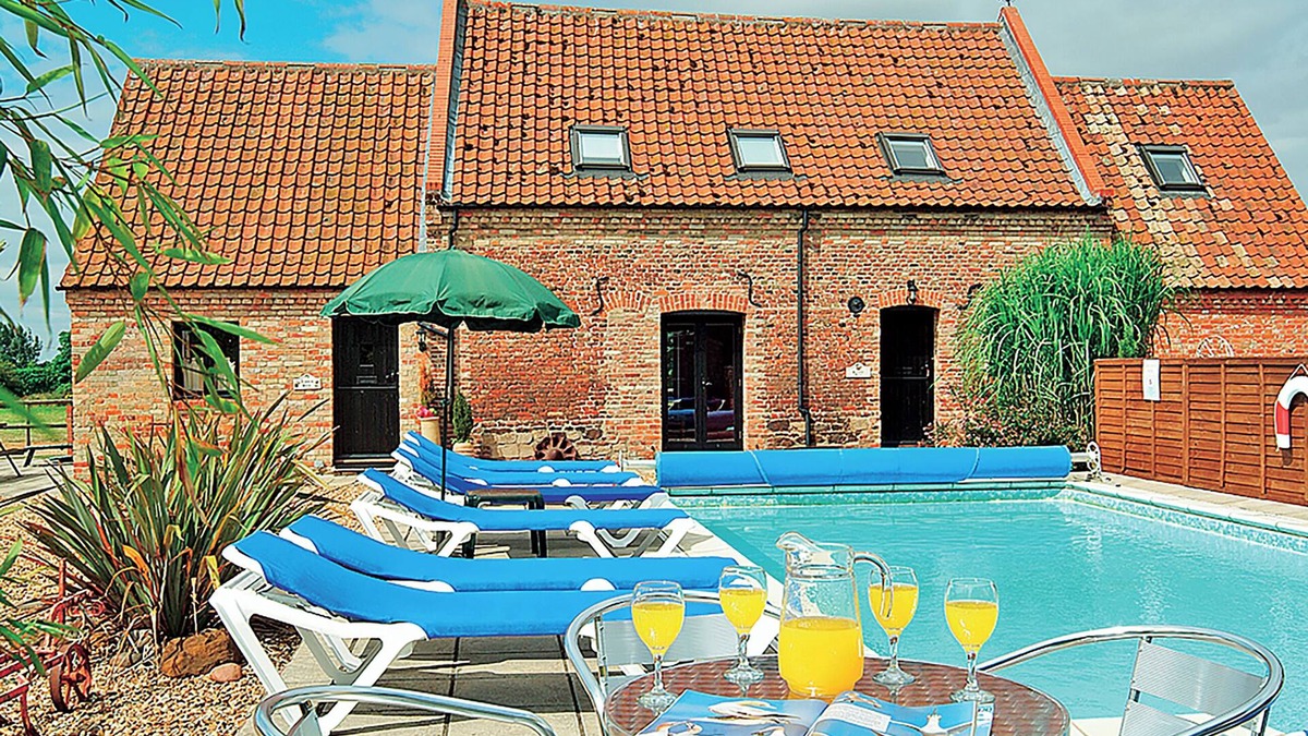 Runcton Holme Cottage | Timbers Barn - E3863