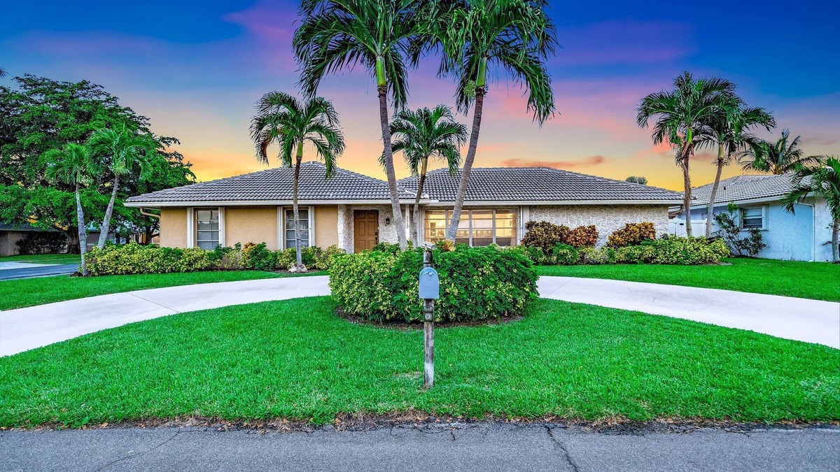 Golfview Harbor House | Time for Memories! Tropical Oasis: Golfview Harbor Home (Extended Stays Allowed)