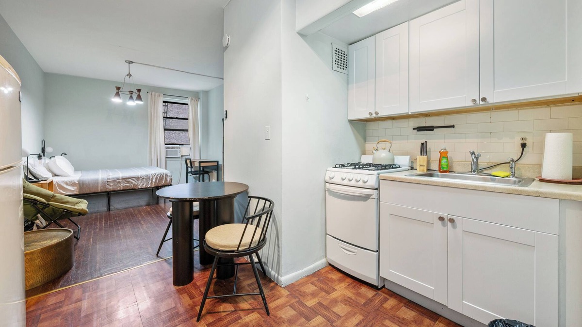 Chelsea Apartment | Times Square Bliss: Chic NYC Studio!