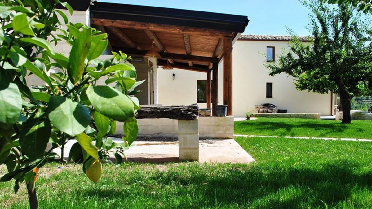 Chiaramonte Gulfi House | Timo Pretty cottage with sharing pool and amazing views