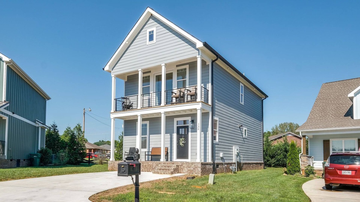 Winchester House | Tims Ford Lake House | Gated Community