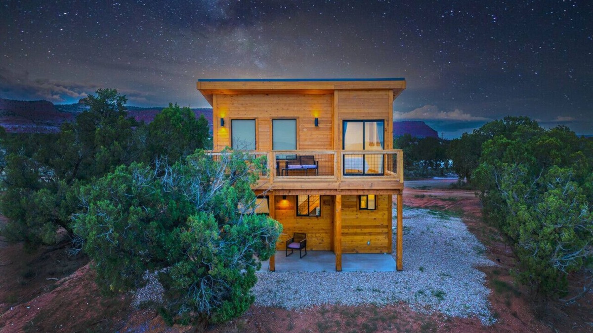 Kanab Cabin | Tiny Cabin, #4 Island in The Sky View @ The Cedars