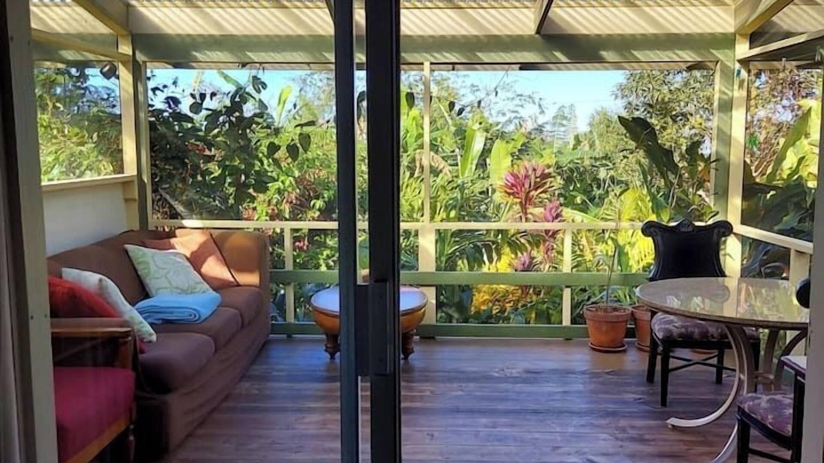 Honokaa Condo | Tiny home Container Nature Homestead Farm Retreat