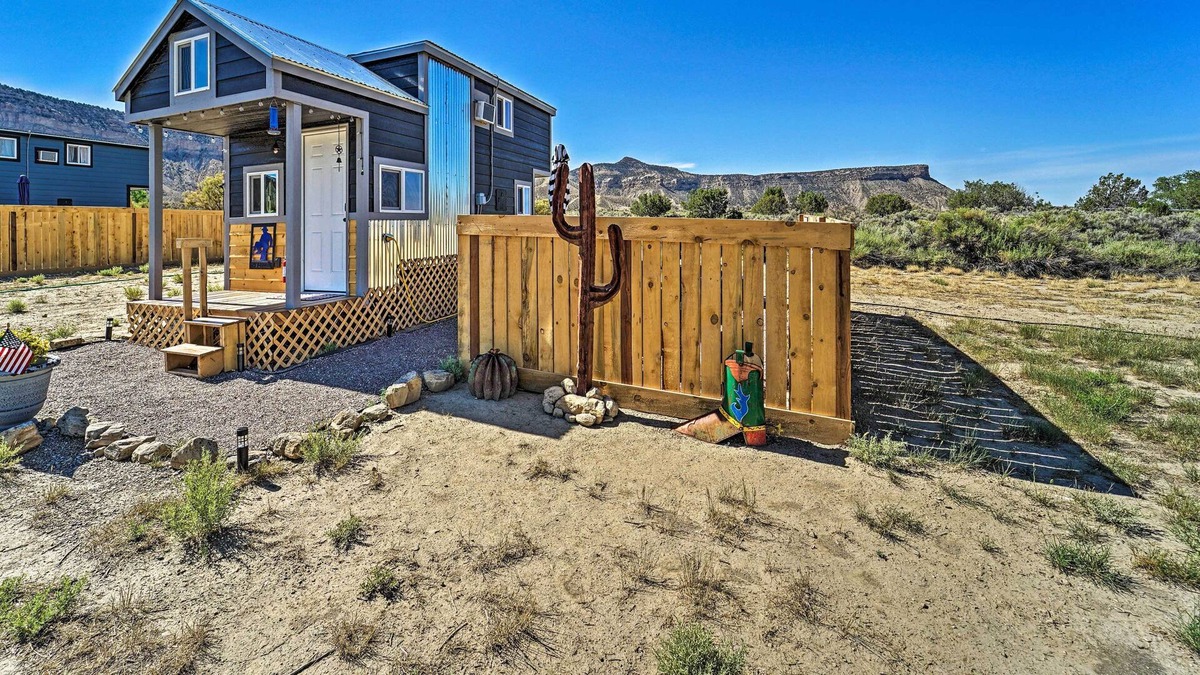 Cortez Apartment | Tiny Home in Cortez w/ Electric Fireplace!