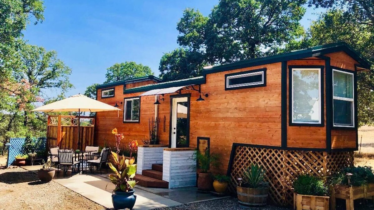 Red Bluff House | Tiny Home in Dibble Creek